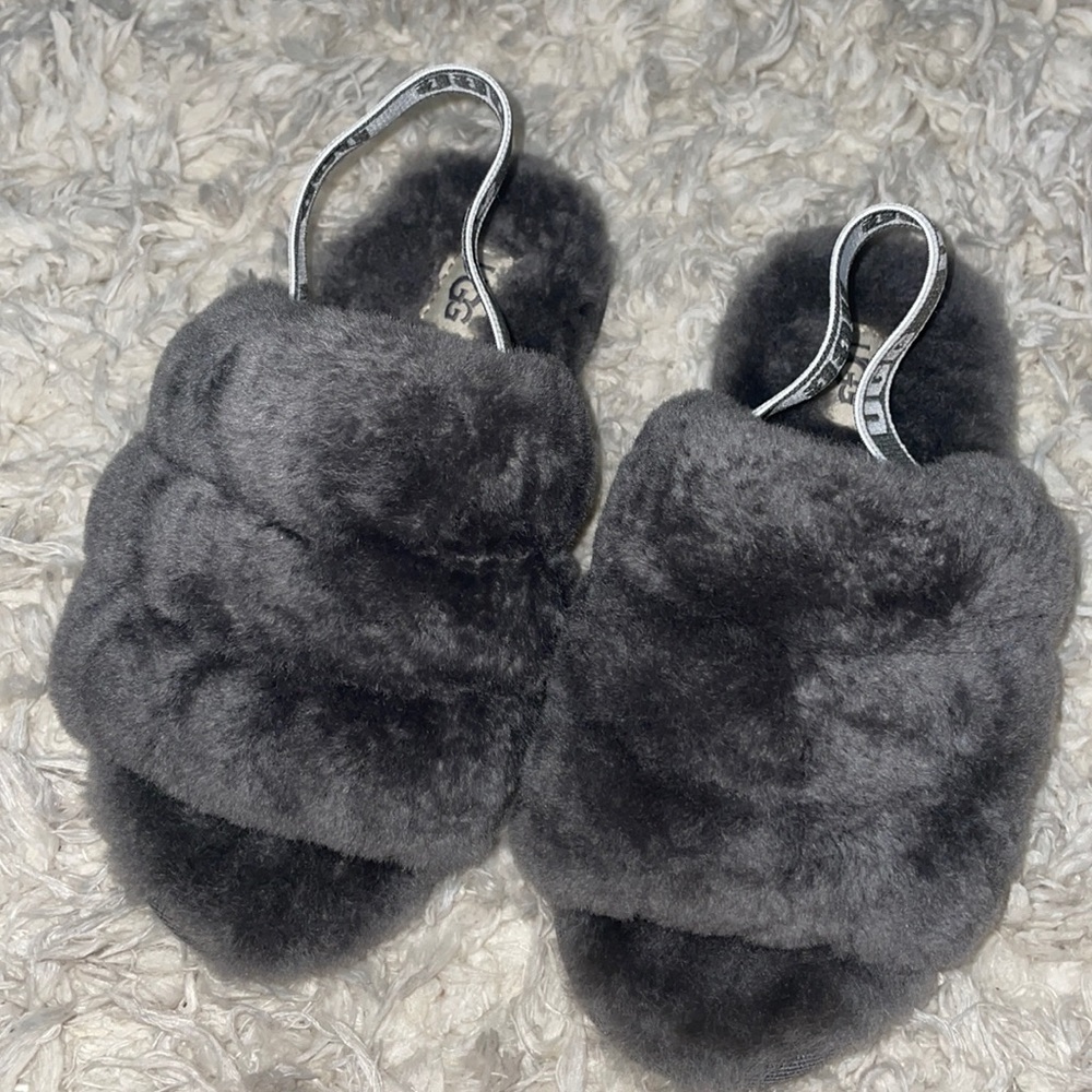 Ugg slippers little girl